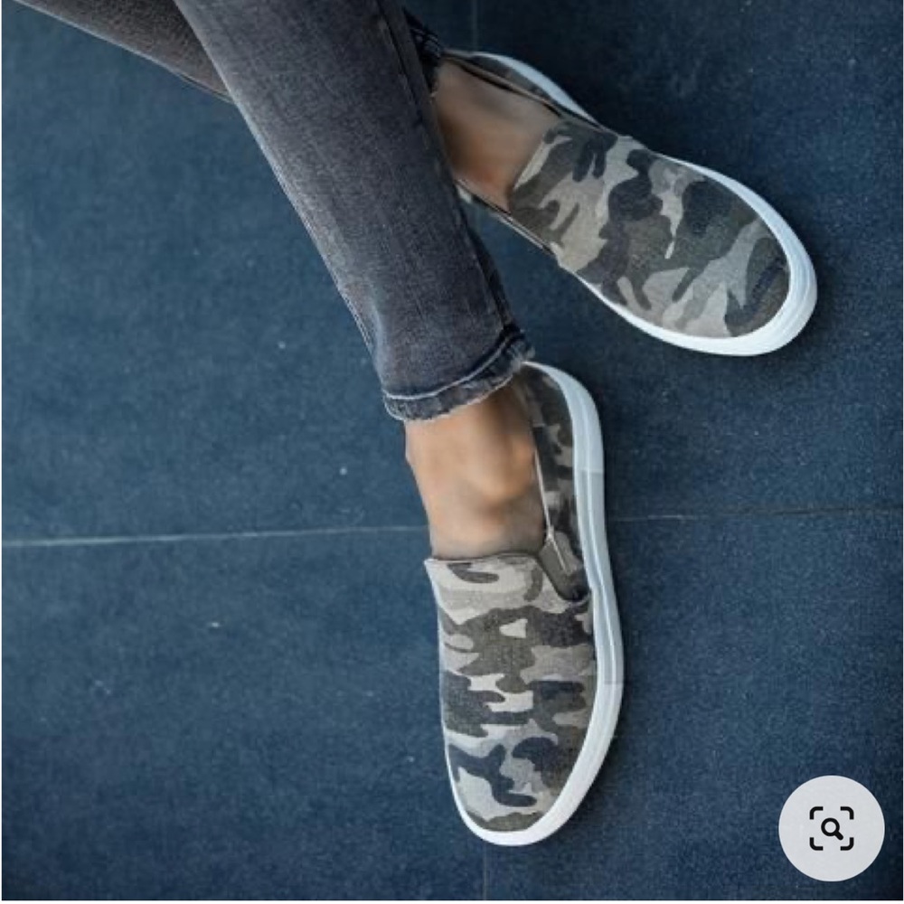 Camo Sneaker